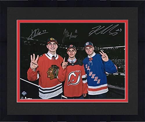Джак Хюз, Каапо Какко и Кърби Къщи с автограф, в рамката на 16 x 20 Фотография Топ 3 проект на мотика НХЛ 2019